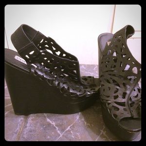 Steve Madden Gabel Wedges